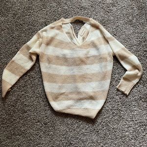 Womens sweater from Dreamers